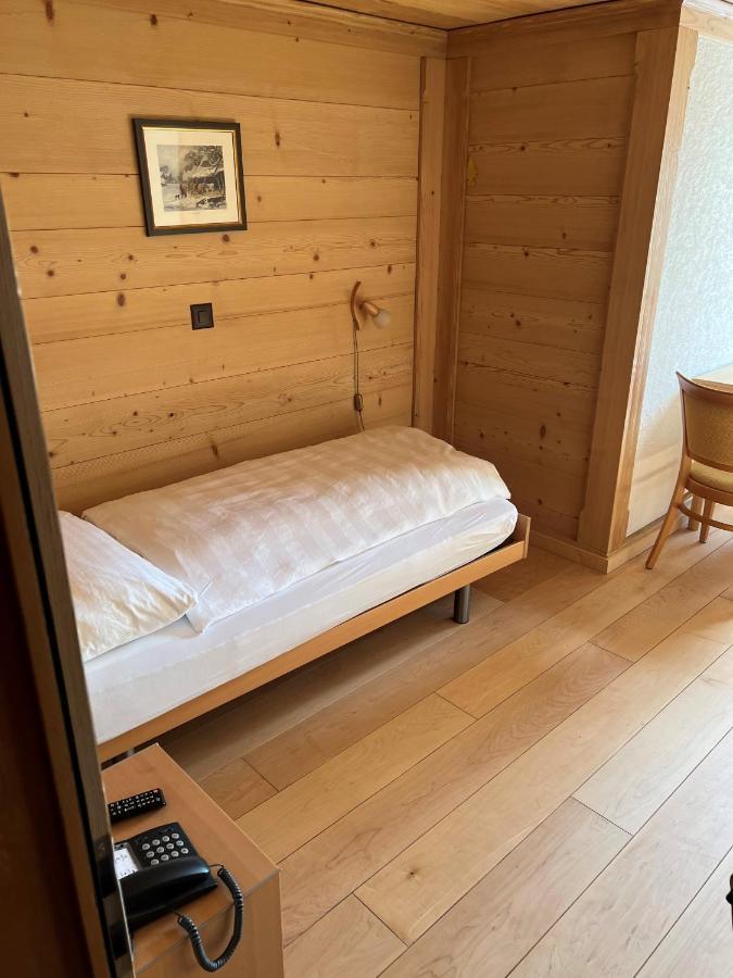 Hotel Saanerhof Gstaad Dış mekan fotoğraf